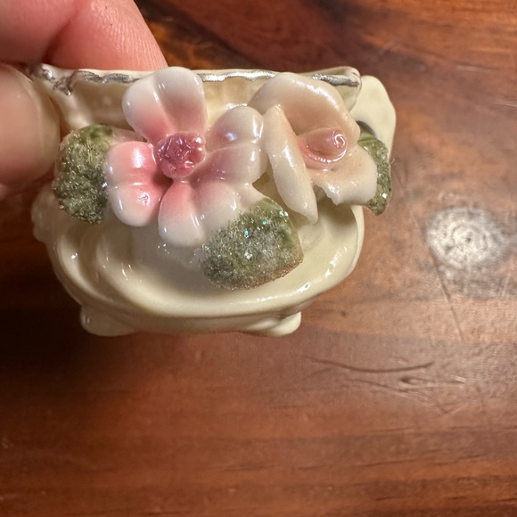 Floral Ceramic Tea Set with Pink Roses - Picture 3 of 9